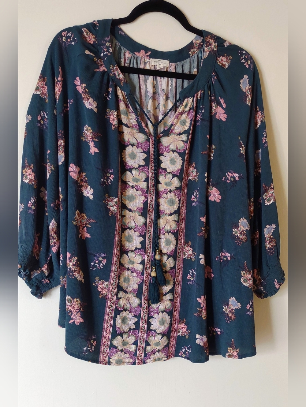 Mason & Belle Peasant Style Top 2X Green Floral Print